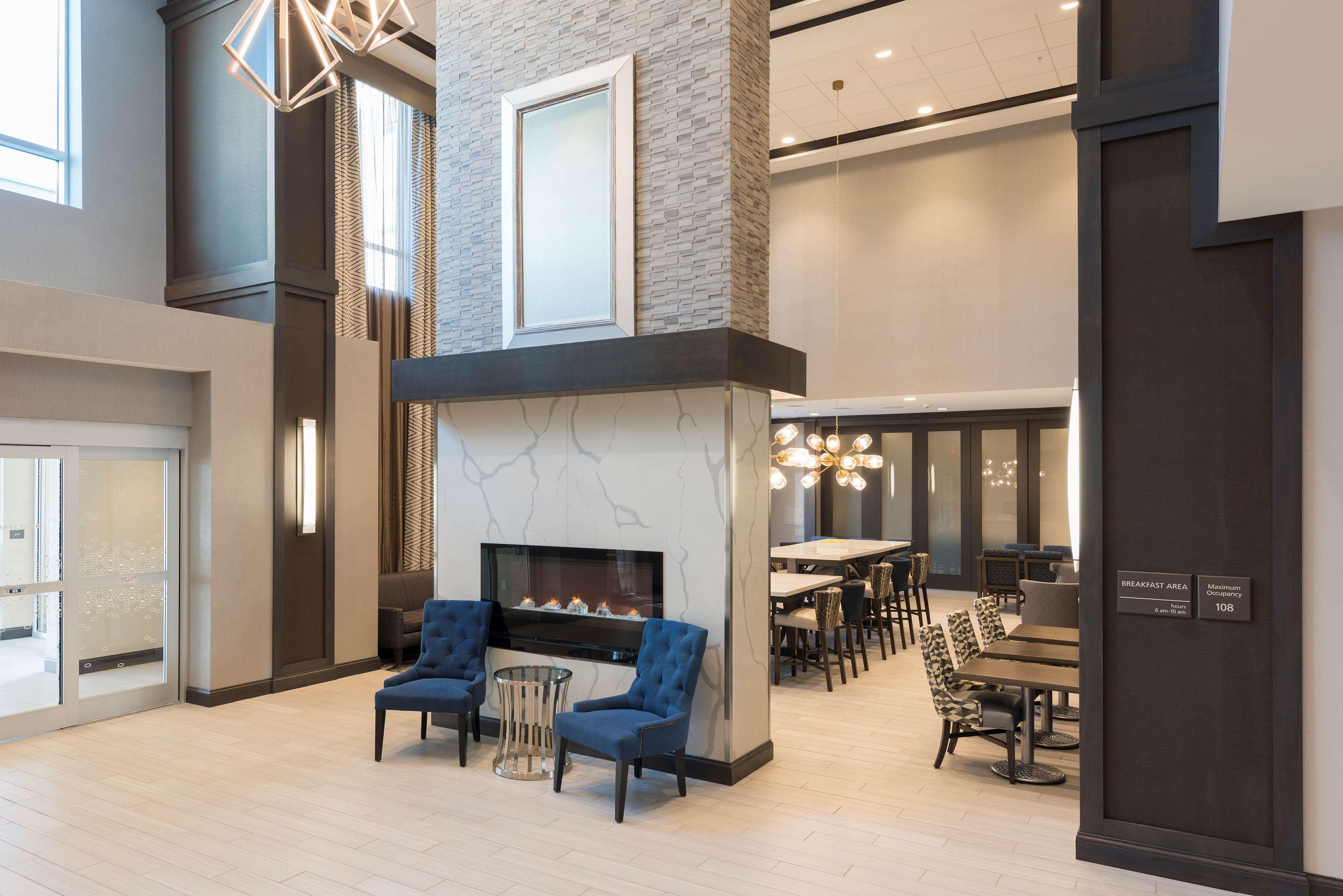 Hampton Inn & Suites Indianapolis-Keystone, In Exterior photo