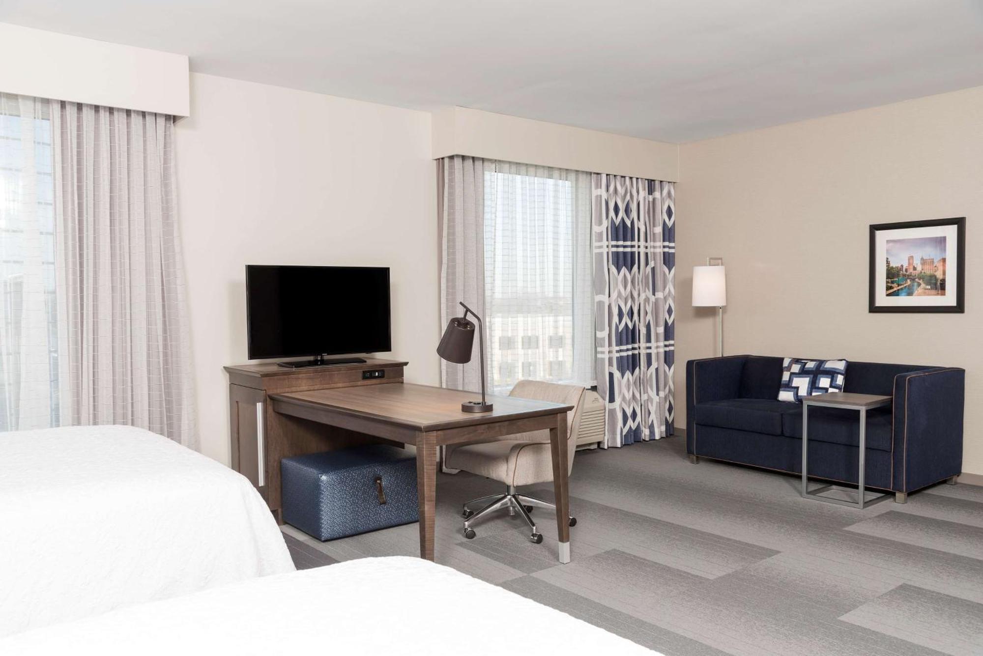 Hampton Inn & Suites Indianapolis-Keystone, In Exterior photo