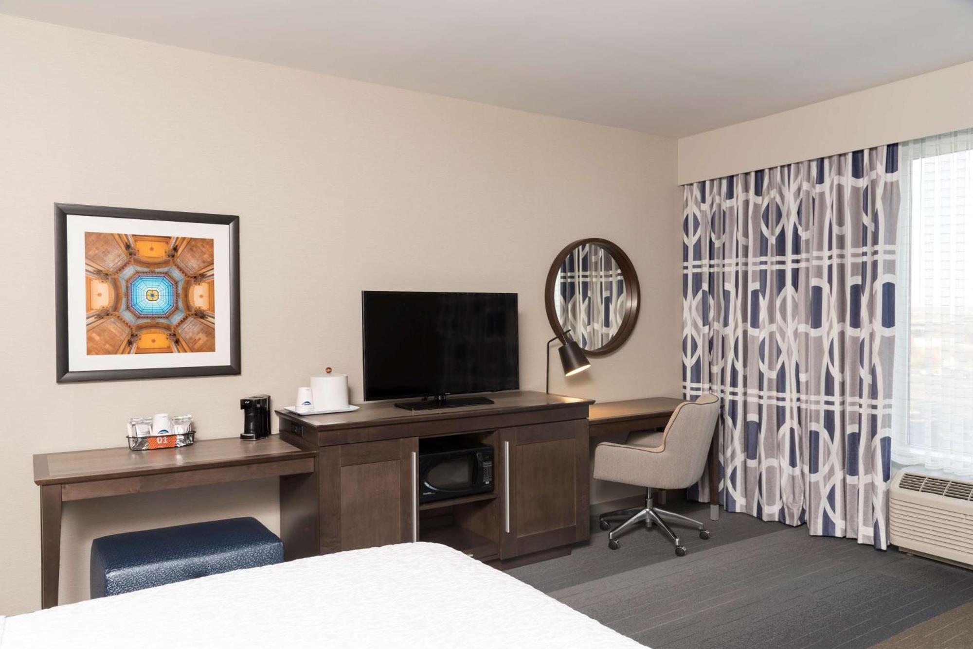 Hampton Inn & Suites Indianapolis-Keystone, In Exterior photo
